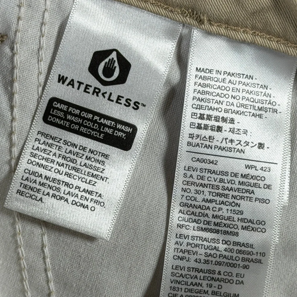 Levis 94 Baggy Cargo Pants Tan Khaki 100% Cotton Utility Drawstring 32x30 A4707